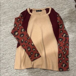 Leopard Print Long Sleeve Top